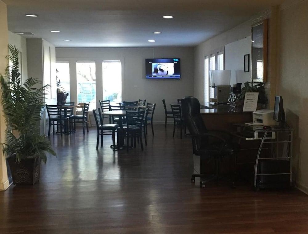 Americas Best Value Inn אוסטין מראה חיצוני תמונה